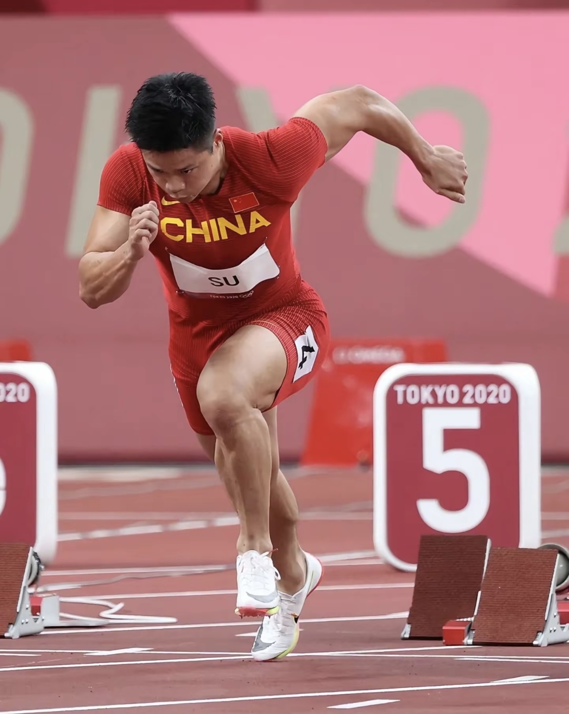 关于回顾奥运会经典时刻:传奇再现的信息 关于回顾奥运会经典时刻:传奇再现的信息