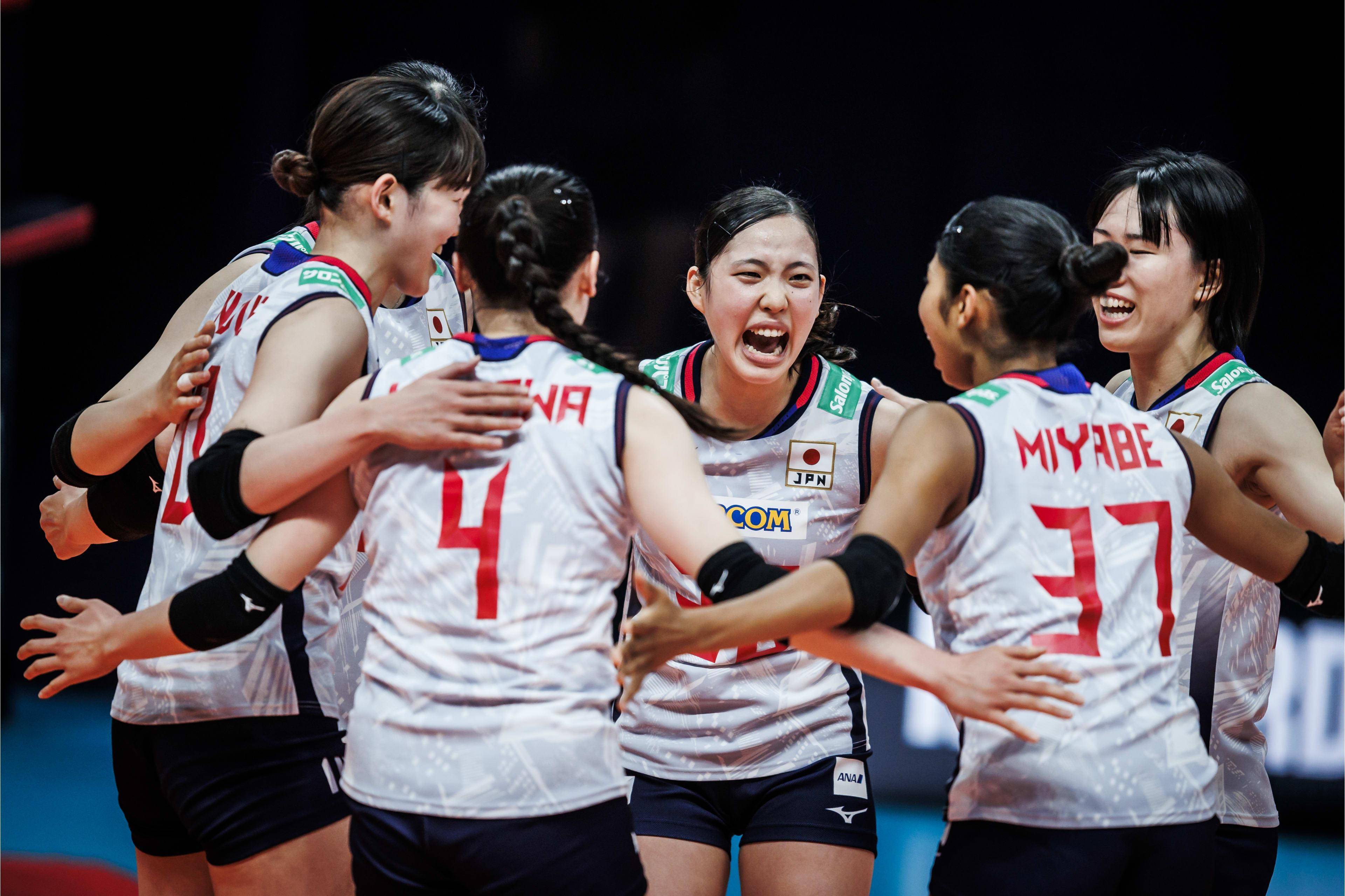 日本队完胜法国队,戴资颖统治全场 日本队完胜法国队,戴资颖统治全场