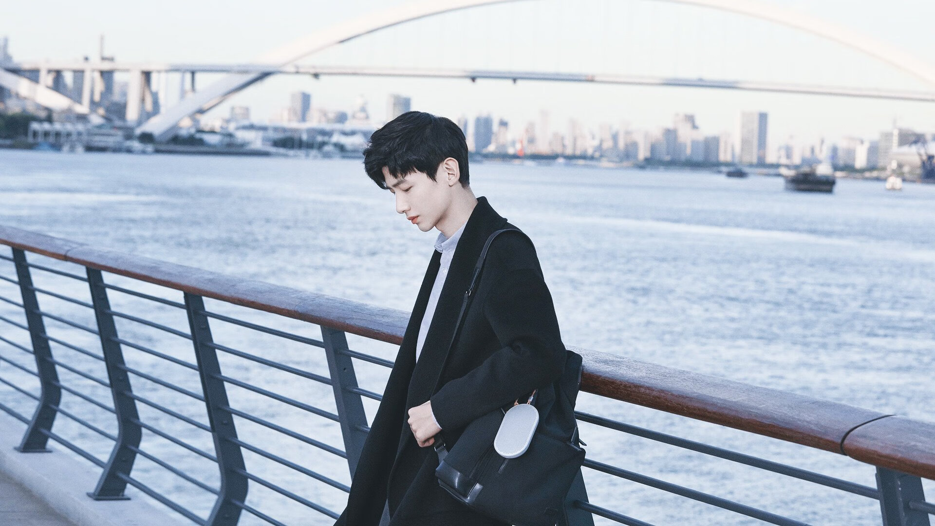 时空裂痕中的虚战,卢卡库关键先生助利物浦粉碎波兰背后的永恒之问