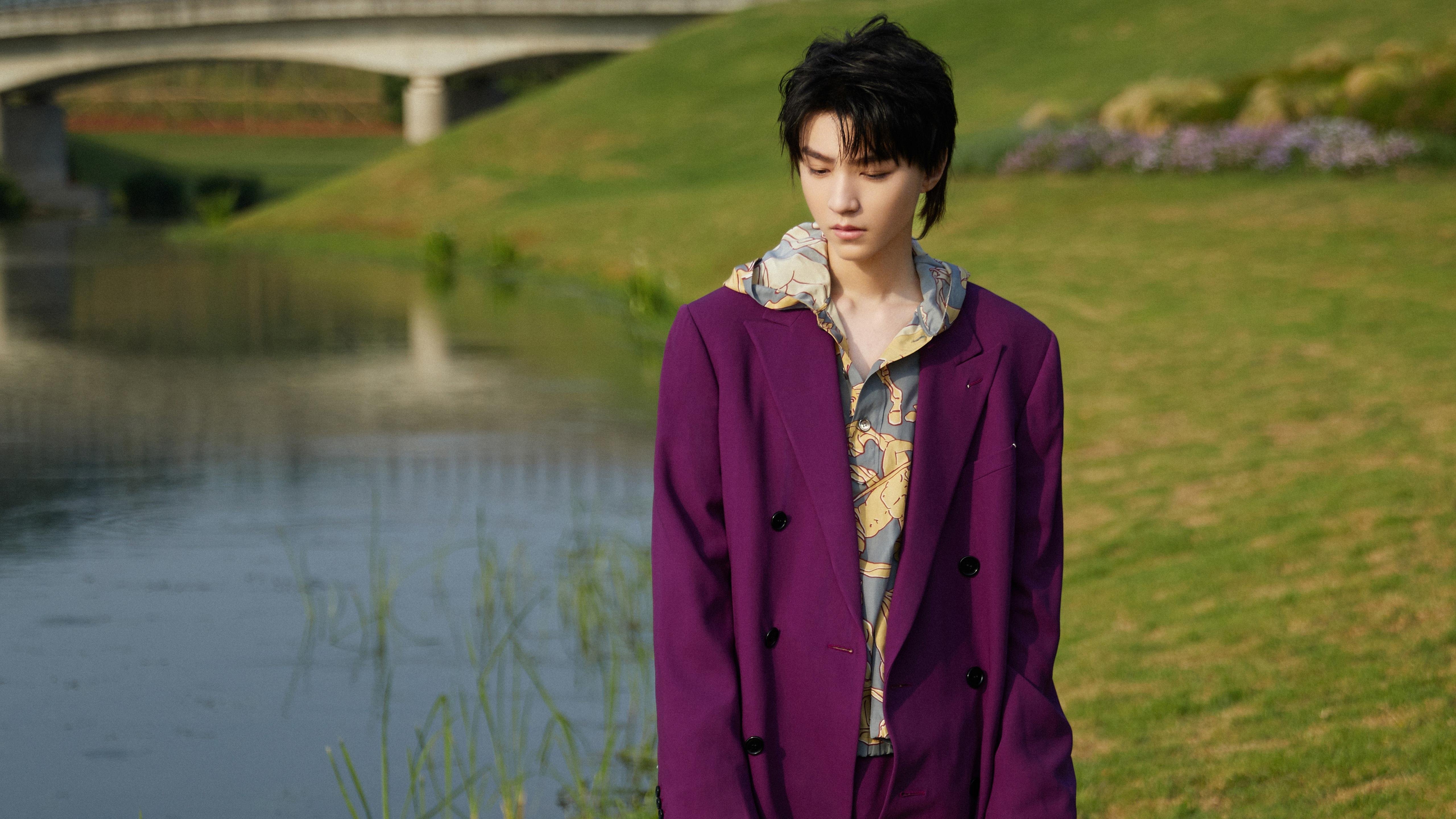 孤星与星河，当布克用巨星之力点亮个人天空，雷霆用团队之光击穿生死战